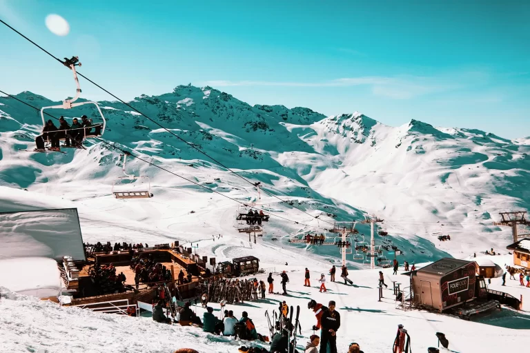 Lyon Airport → Val Thorens Shared Transfer | Only €30 Per Person